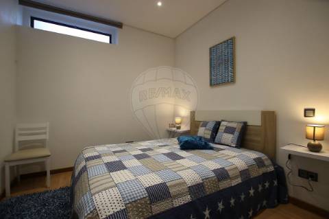 Moradia T4 para venda