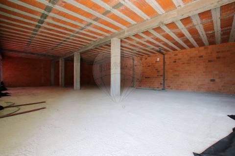 Loja  para arrendamento