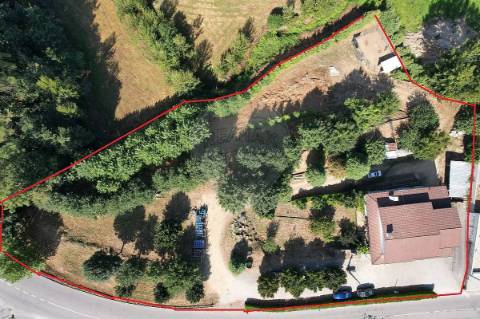 Moradia T4 para venda