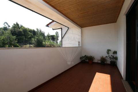 Moradia T4 para venda