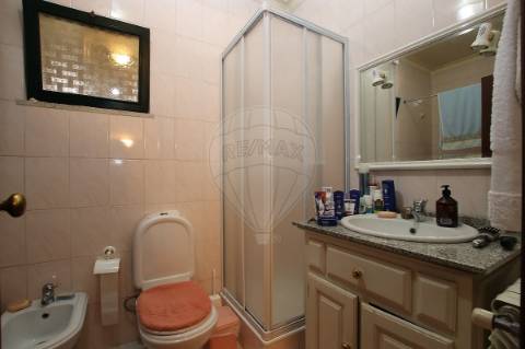 Moradia T4 para venda