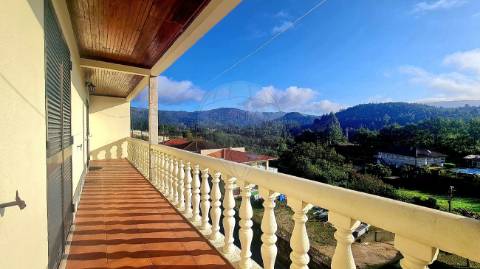 Moradia T6 para venda