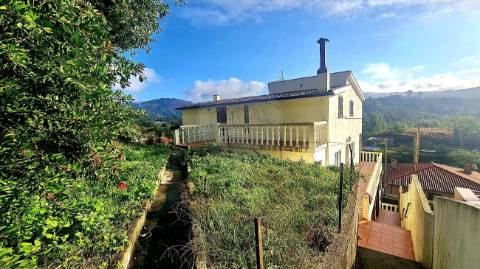 Moradia T6 para venda