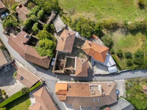 Moradia T5 para venda