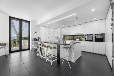 Moradia T7 para venda