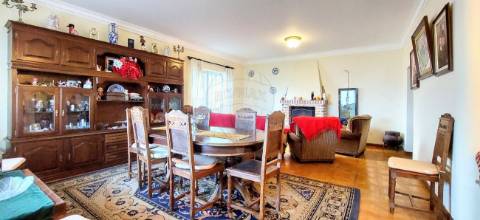 Moradia T7 para venda