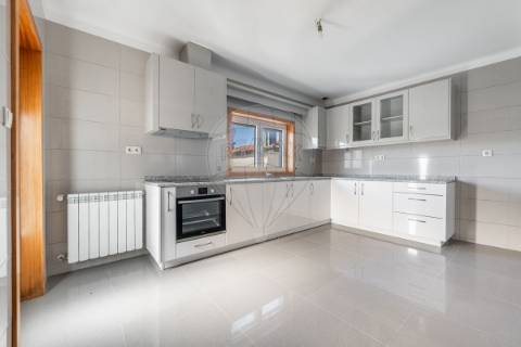 Moradia T3 para venda