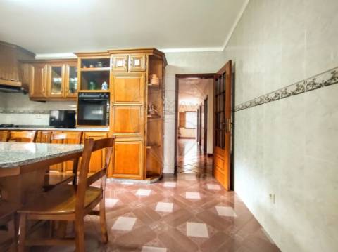 Moradia T3 para venda