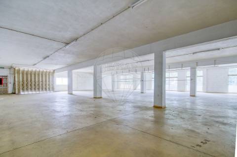 Armazém  para venda