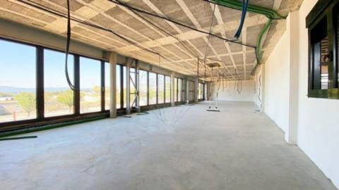 Armazém  para venda