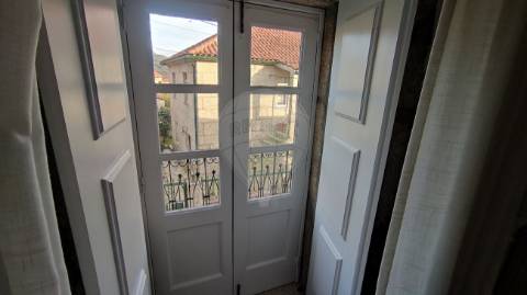 Moradia T4 para venda