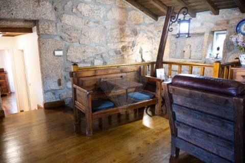 Moradia T4 para venda