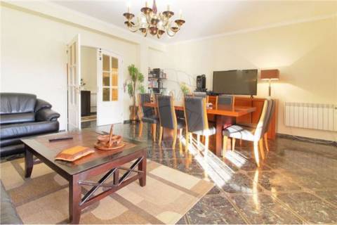 Moradia T4 para venda