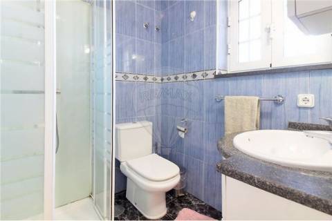 Moradia T4 para venda