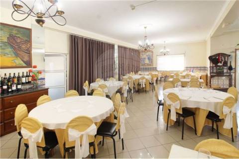 Moradia T4 para venda