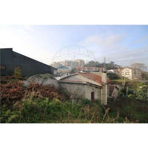 Moradia T4 para venda