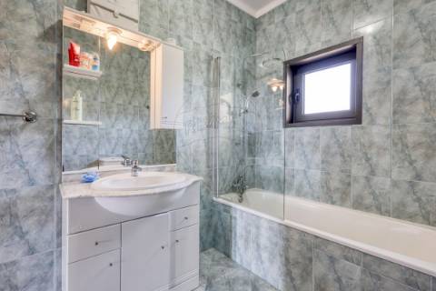 Moradia T4 para venda