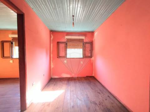 Moradia T2 para venda