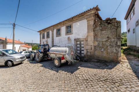 Moradia T6 para venda