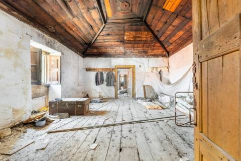 Moradia T6 para venda