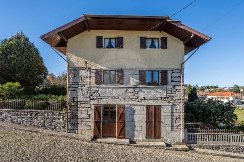 Moradia T11 para venda