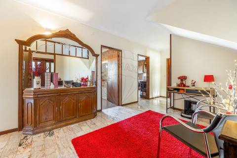 Moradia T11 para venda