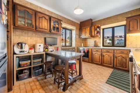 Moradia T11 para venda