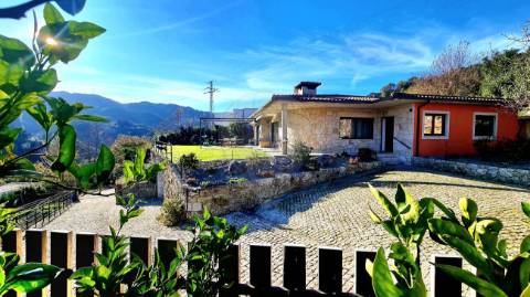 Moradia T4 para venda