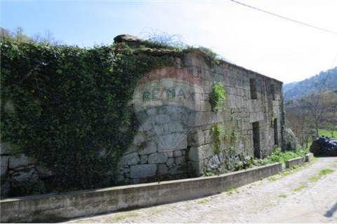 Moradia T0 para venda