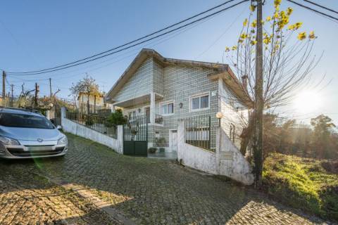 Moradia T3 para venda