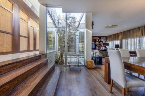 Moradia T4 para venda