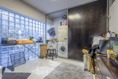 Moradia T4 para venda