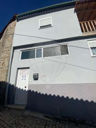 Moradia T5 para venda