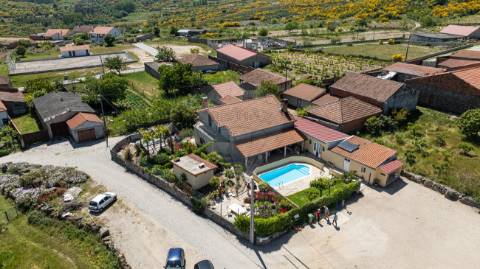 Moradia T4 para venda