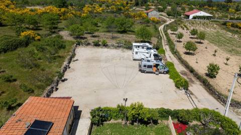 Moradia T4 para venda