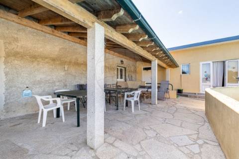 Moradia T4 para venda