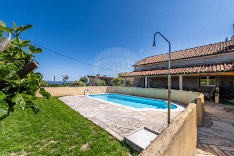 Moradia T4 para venda