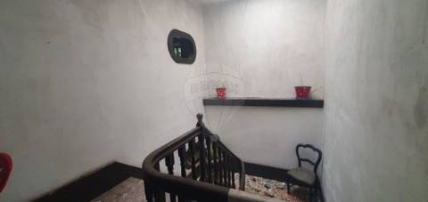 Moradia T4 para venda