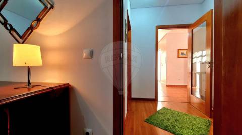 Moradia T5 para venda