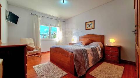 Moradia T5 para venda