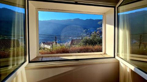 Moradia T5 para venda