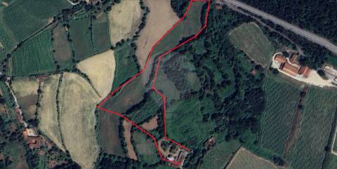 Moradia T4 para venda