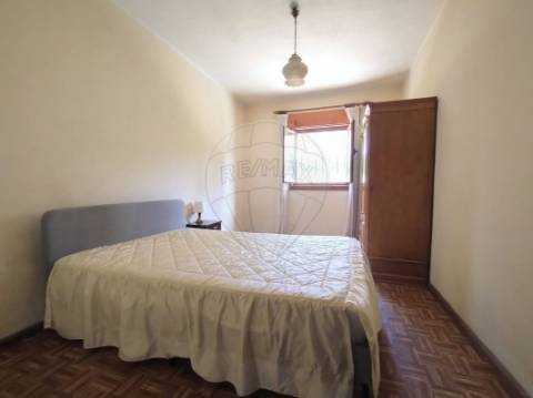 Moradia T4 para venda