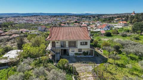 Moradia T3 para venda