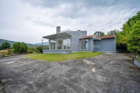 Moradia T3 para venda