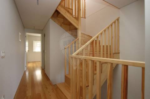 Moradia T2 para venda