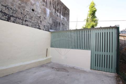 Moradia T2 para venda