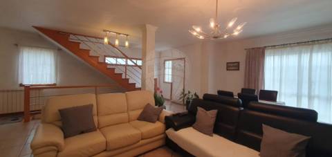 Moradia T3 para venda