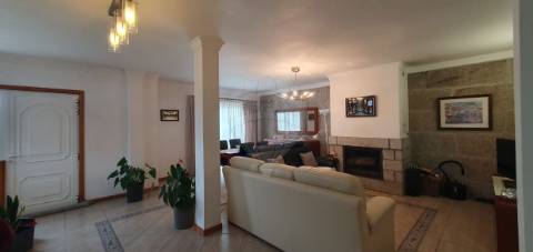 Moradia T3 para venda