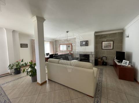 Moradia T3 para venda